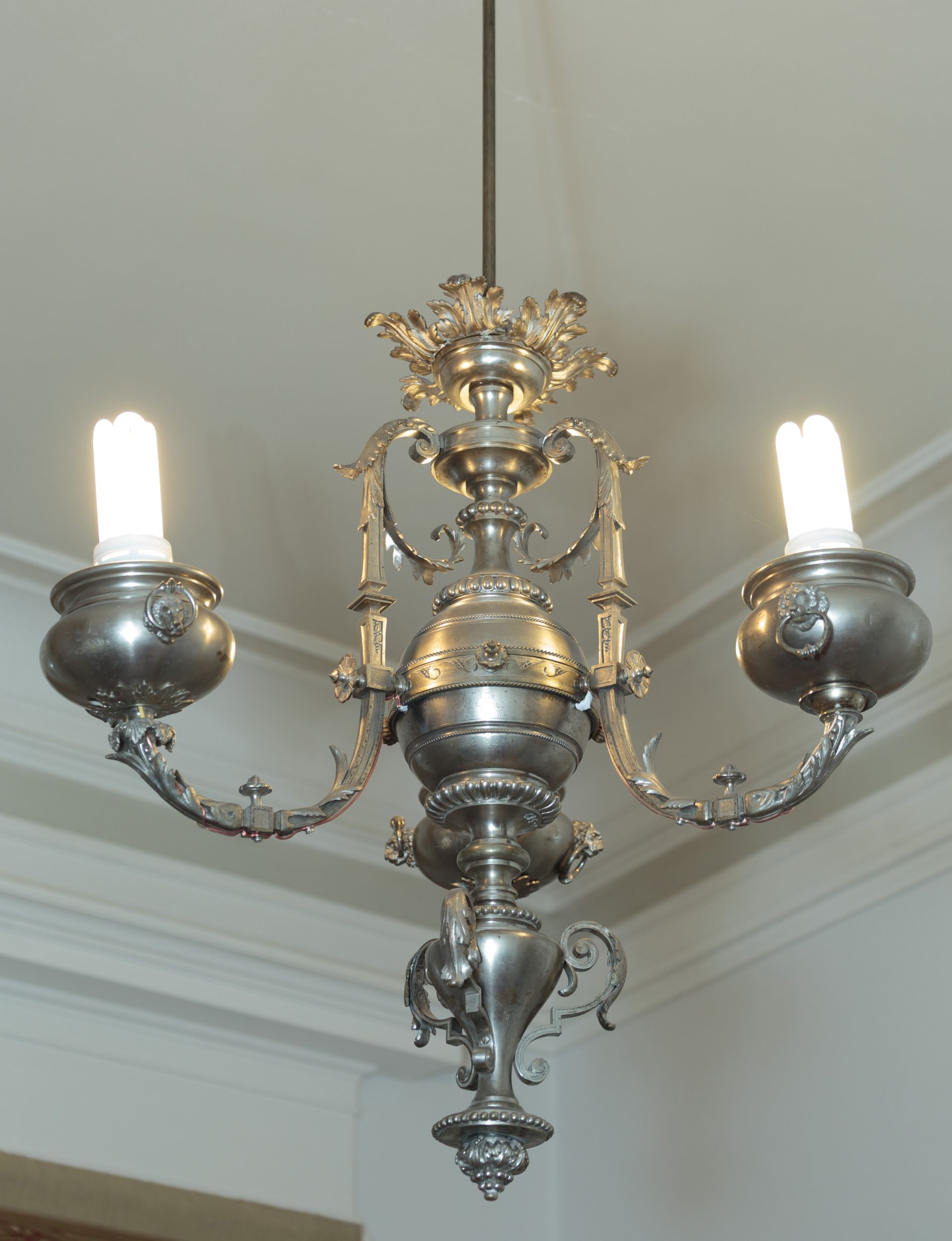 Chandelier, 1837–1899, Lithuanian National Museum of Art, TD-589. Photo by Tomas Kapočius, 2017