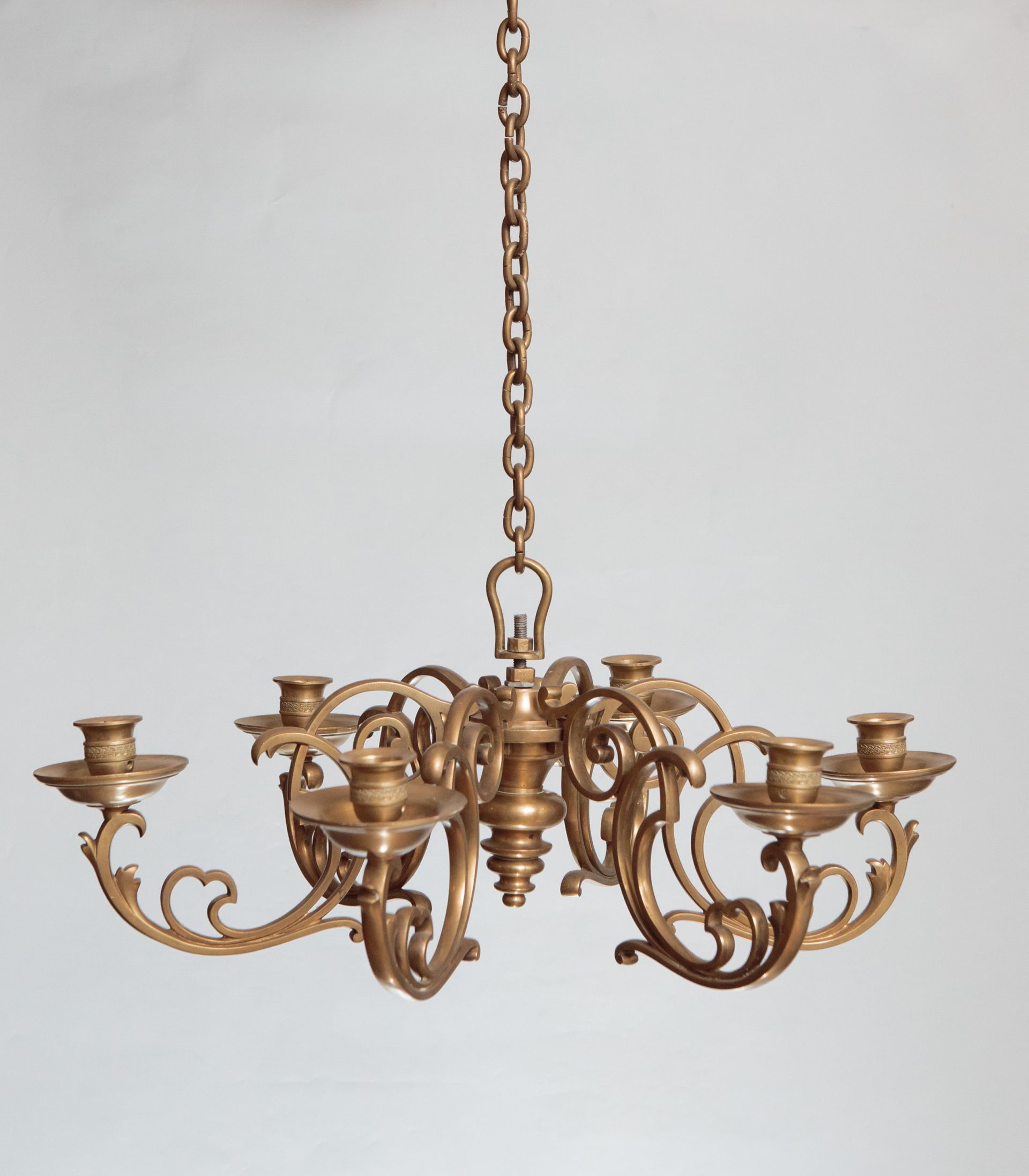 Chandelier, 1825–1875 (?), Lithuanian National Museum of Art, TM-2334. Photo by Tomas Kapočius, 2017