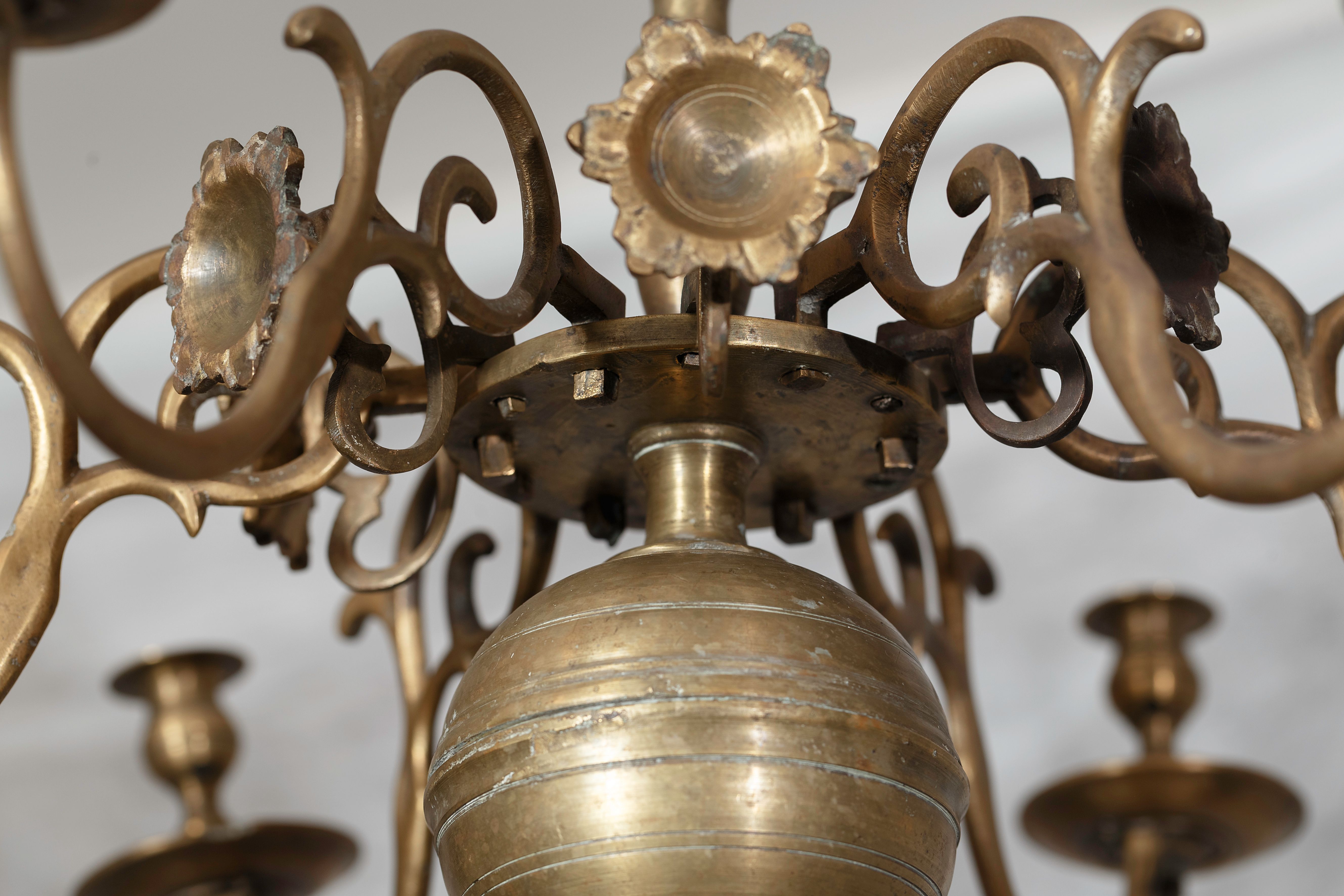 A fragment of the chandelier, the late 18th – 19th century, the National M. K. Čiurlionis Museum of Art, Tt-9556. Photo by Povilas Jarmala, 2019