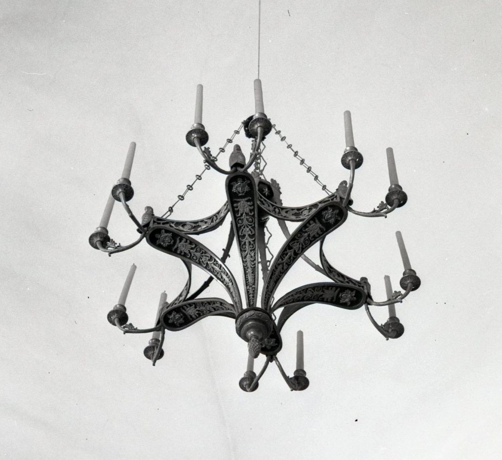 Chandelier at the Vilnius Town Hall, photo by Jonas Šaparauskas, 1973, in: Library of Cultural Heritage Centre, f. 41, ap.1, Nr. 1542